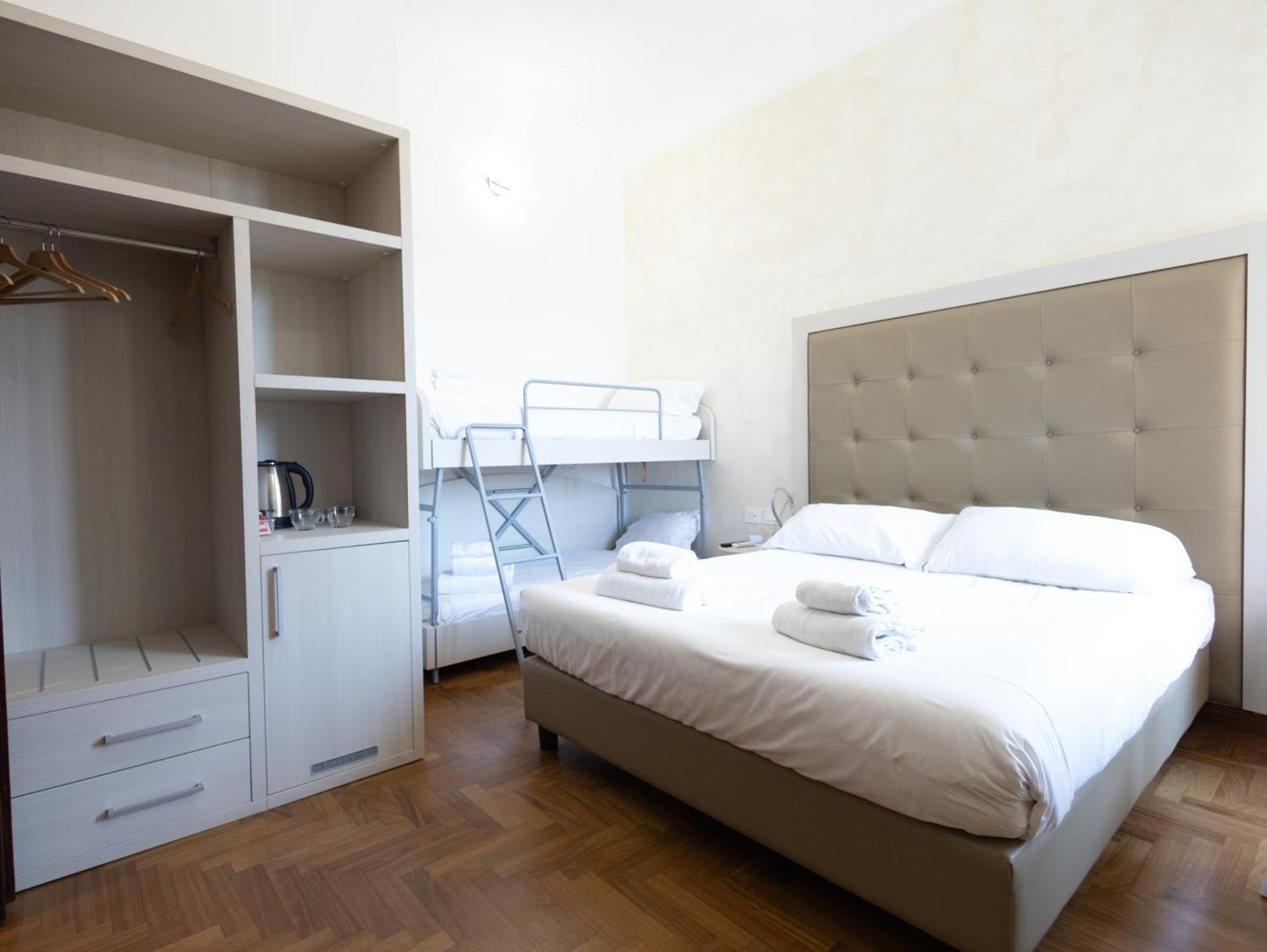 Romerooms Condotti Екстериор снимка